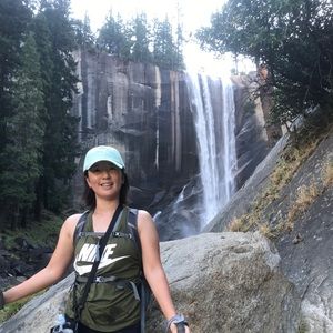 Meet your Posher, Aiko